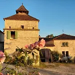 Pensjonat Manoir Le Moulinal47 - Vue Panoramique 4*